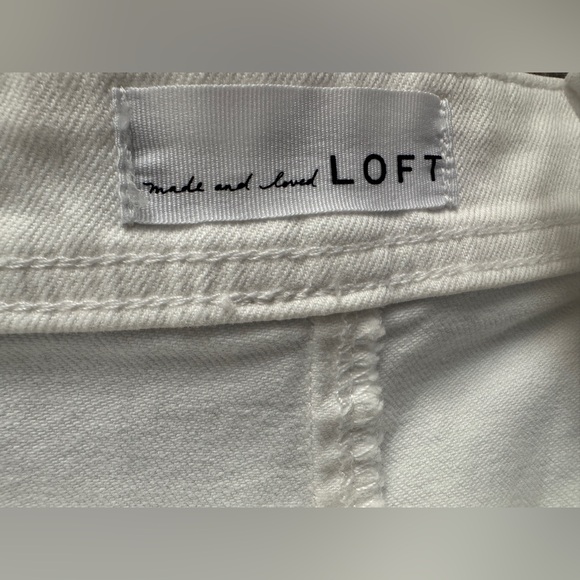 LOFT High Waist White Button Shorts 4/27 - Picture 2 of 4